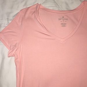 American Eagle Vneck